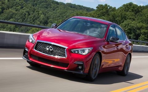 The mid-cycle redesign of the 2018 Infiniti Q50 Red Sport 400 retains the same great engine and controversial steering.