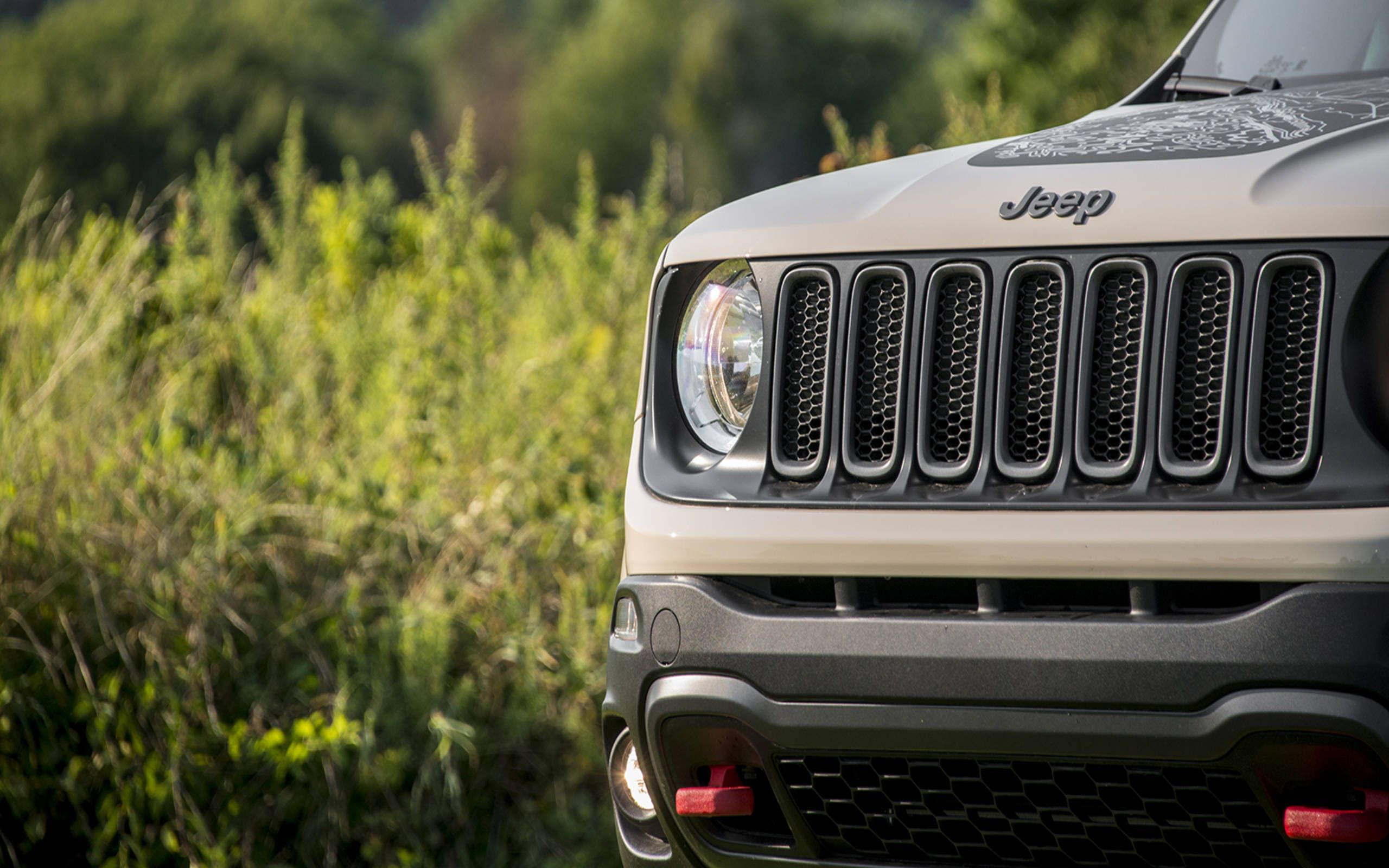 2017 Jeep Renegade Desert Hawk: Trail-rated with desert style