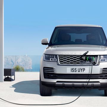 The plug-in hybrid 2019 Range Rover P400e combines a 2.0-liter gasoline engine with an electric motor for a total of 398 hp and 472 lb-ft of torque. You'll be able to drive in all-electric mode for up to 31 miles.