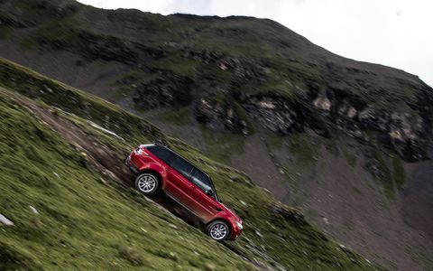 The 2017 Land Rover Range Rover Sport comes with a 5.0-liter V8 making 510 hp and 461 lb-ft of torque.