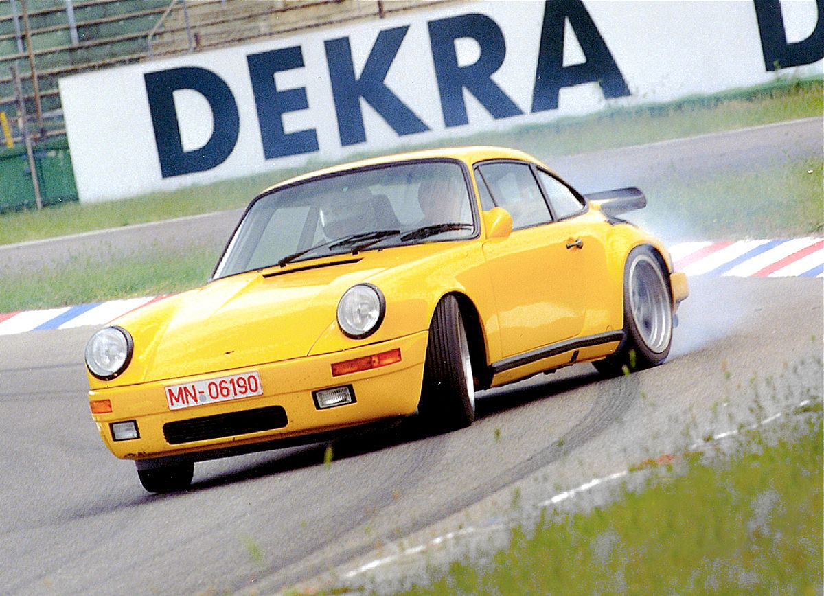 RUF CTR Yellow Bird 1987 ,1988Silverスパーク RUF CTR Yellow Bird 1987 ,1988Silverスパーク - メルカリ