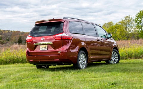 Gallery 2017 Toyota Sienna Limited Awd