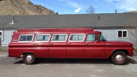 If your three-row crossover just isn't big enough, it might be time to step into this 1962 Chevrolet Suburban limo.