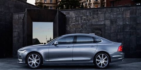 The S90L is expected to be stretched by 4 to 5 inches at the rear doors, but also carve out a little more room by pushing the rear seats back.