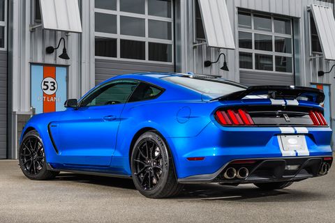 Gallery: 2019 Ford Mustang Shelby GT350 in velocity blue