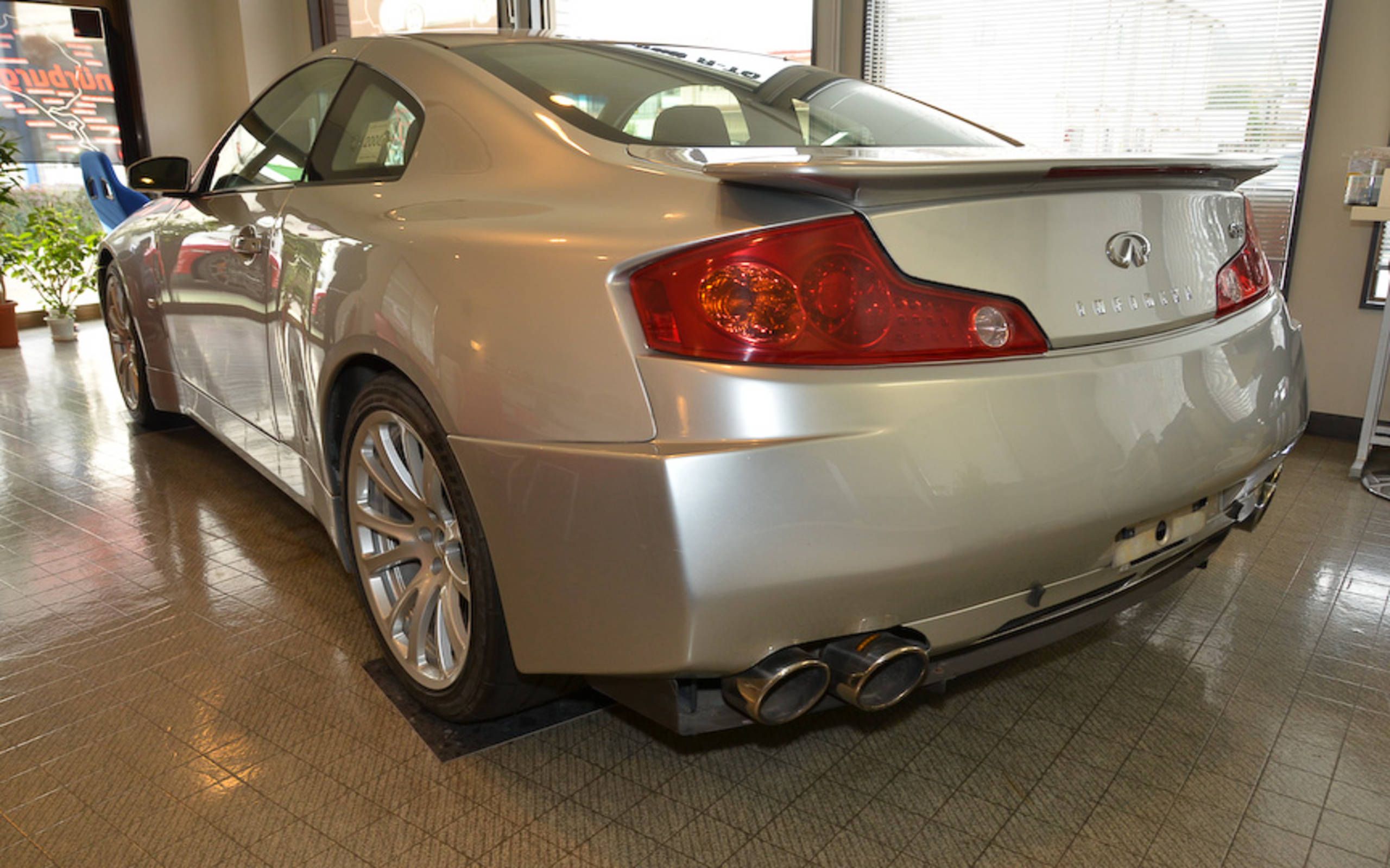 infiniti skyline r35