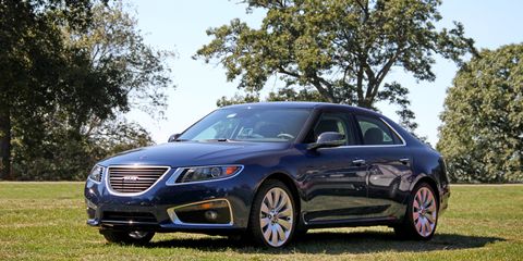 The first preseries Saab 9-5 sedans rolled off the assembly line at the end of November 2009.
