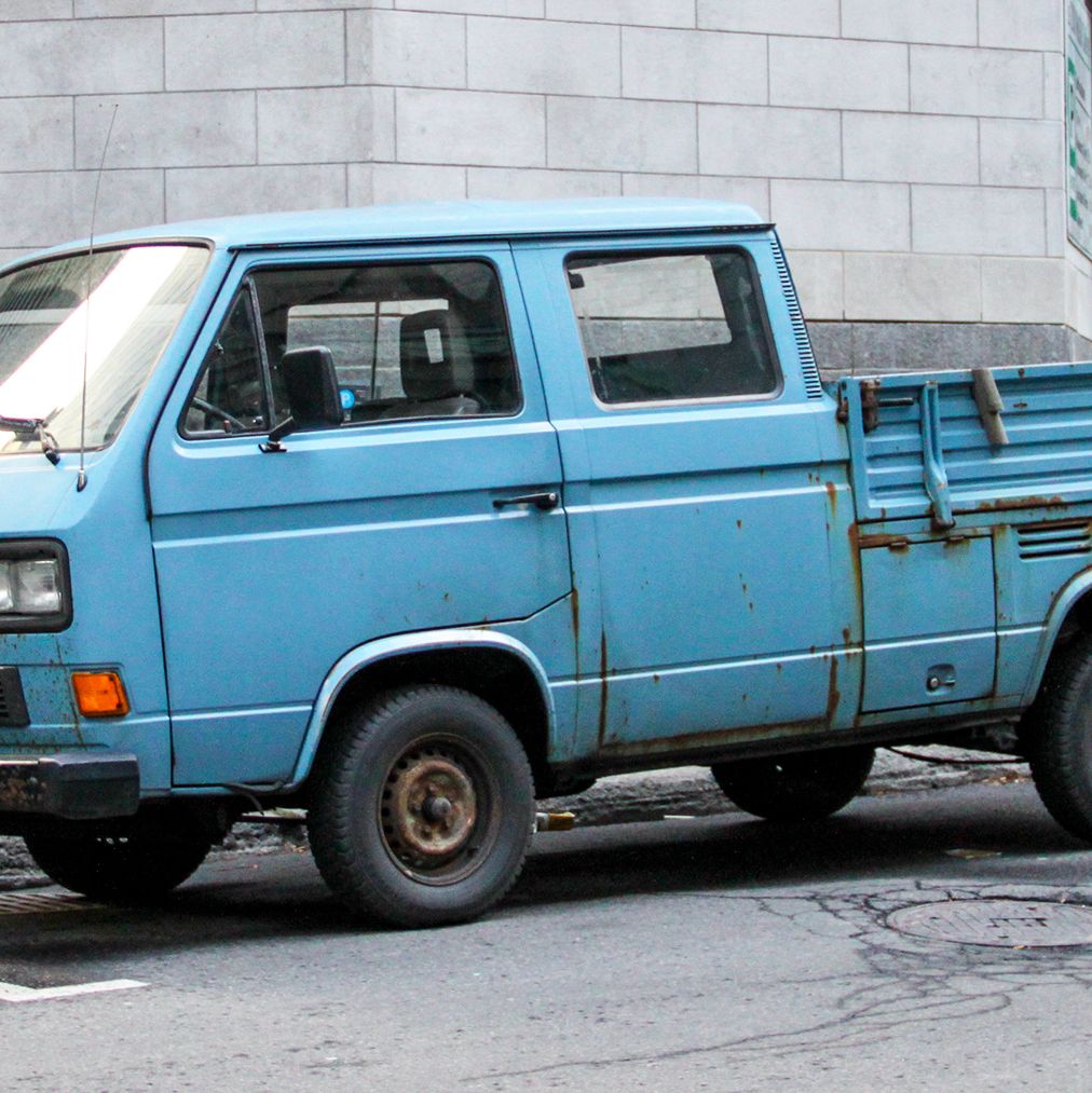 Volkswagen T3 DoKa spotted on the street in Montreal: rear-engined VW truck