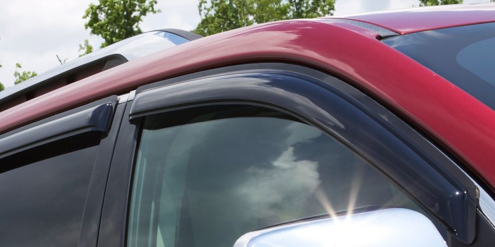 8 Best Wind Deflectors for Your Car 2018 - Window Guards and Visors