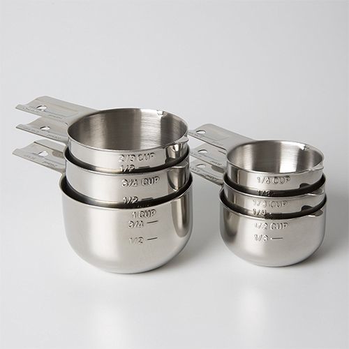 https://hips.hearstapps.com/bestproducts/assets/17/20/1494970179-kitchenmade-stainless-steel-measuring-cups.jpg