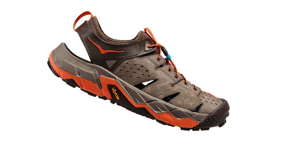 11 Best Hiking Sandals for 2018 Women s and Men s Hiking