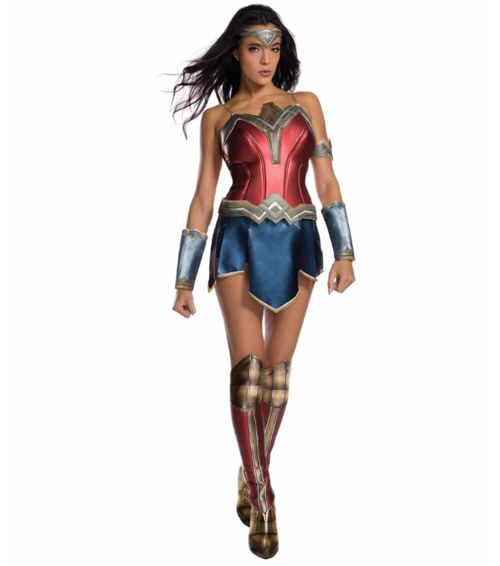 Gal Gadot as Wonder Woman  Wonder woman halloween costume, Wonder