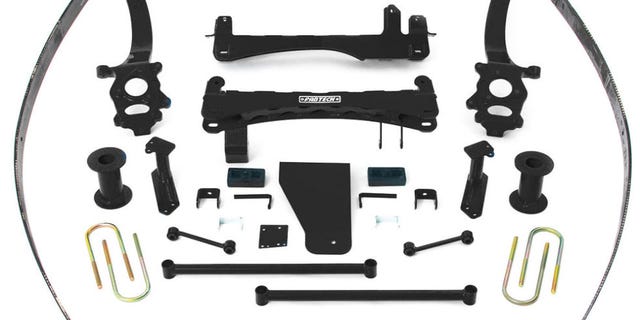 9 Best Lift Kits For Your Truck or SUV in 2018 - Car Suspension Lift Kits