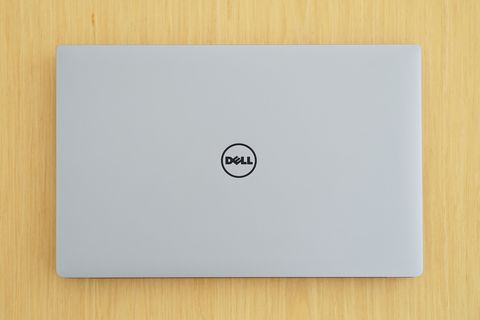 Dell XPS 15 top