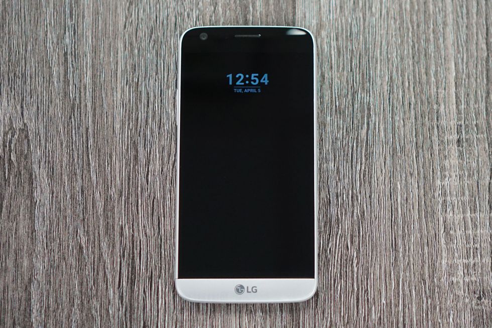LG G5 always-on display