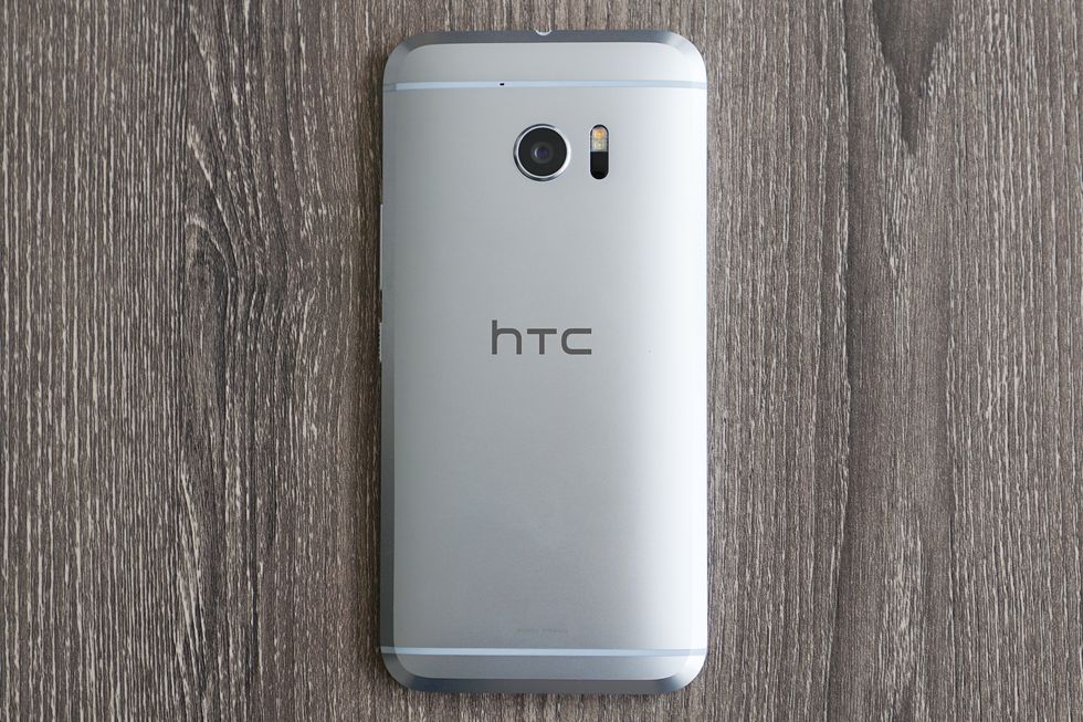 HTC 10 back