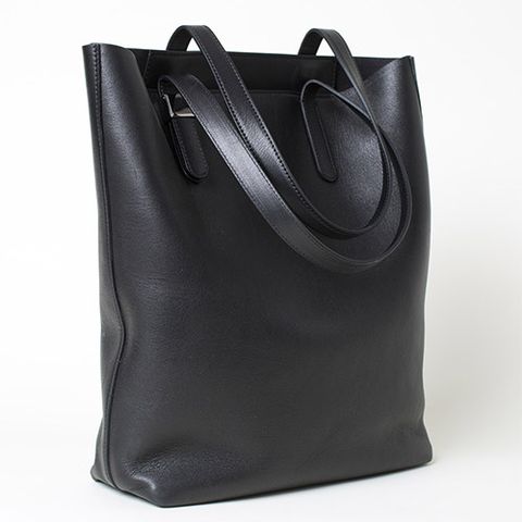 everlane petra black leather tote bag