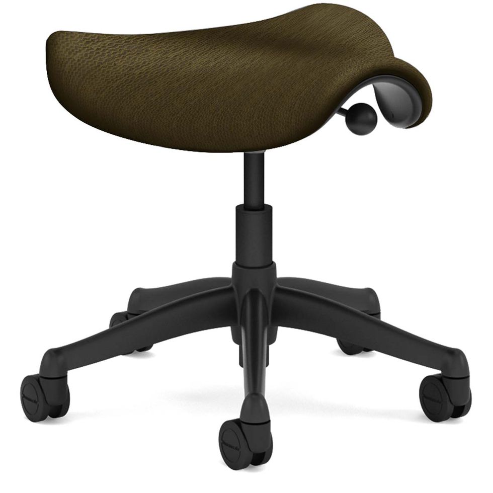https://hips.hearstapps.com/bpc.h-cdn.co/assets/16/26/humansolution-humanscale-freedom-saddle-seat.jpg?crop=1xw:1.0xh;center,top&resize=980:*