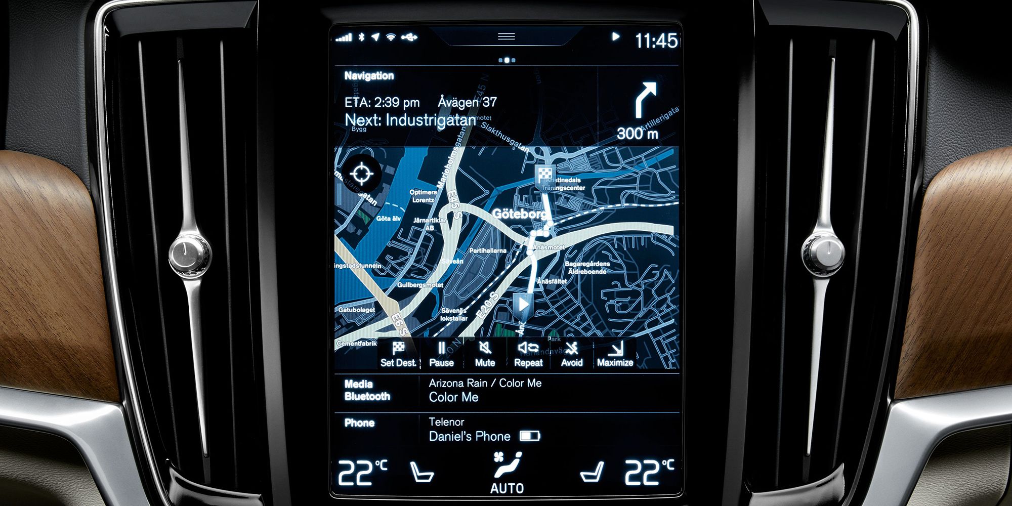 SAT NAV Navigation System for Cars Lifetime Map Updates Touch Screen Real Voice Direction 7 inches Car GPS 