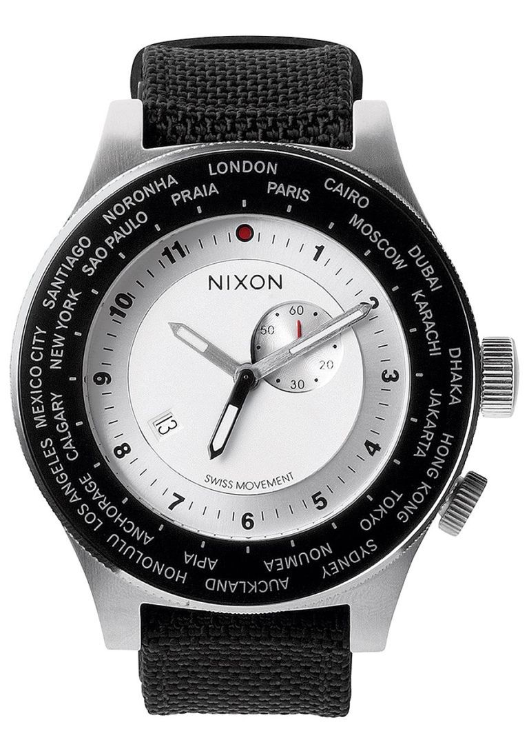 10 Best Nixon Watches for Men in 2018 - Black and Gold Nixon Watch