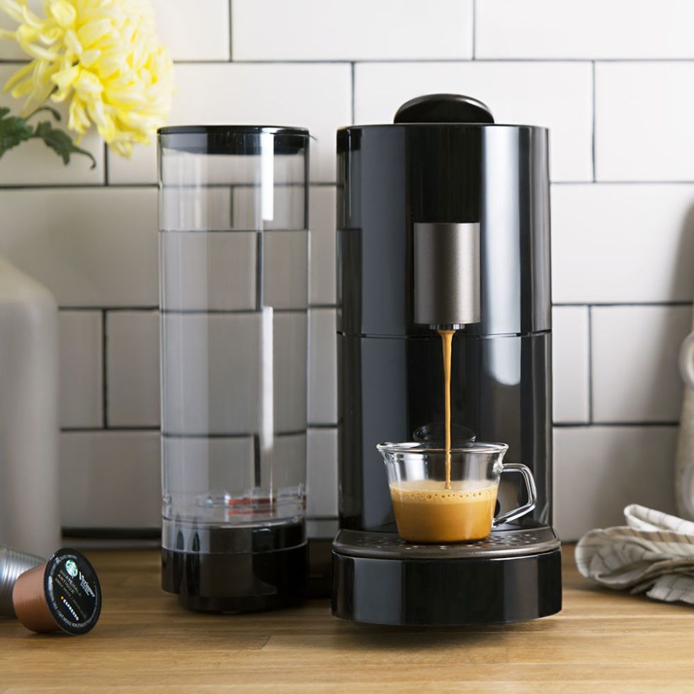Starbuck's Verismo Coffee Maker Review and Operation 