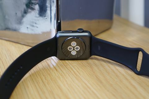 Apple Watch Series 2 heart rate sensor