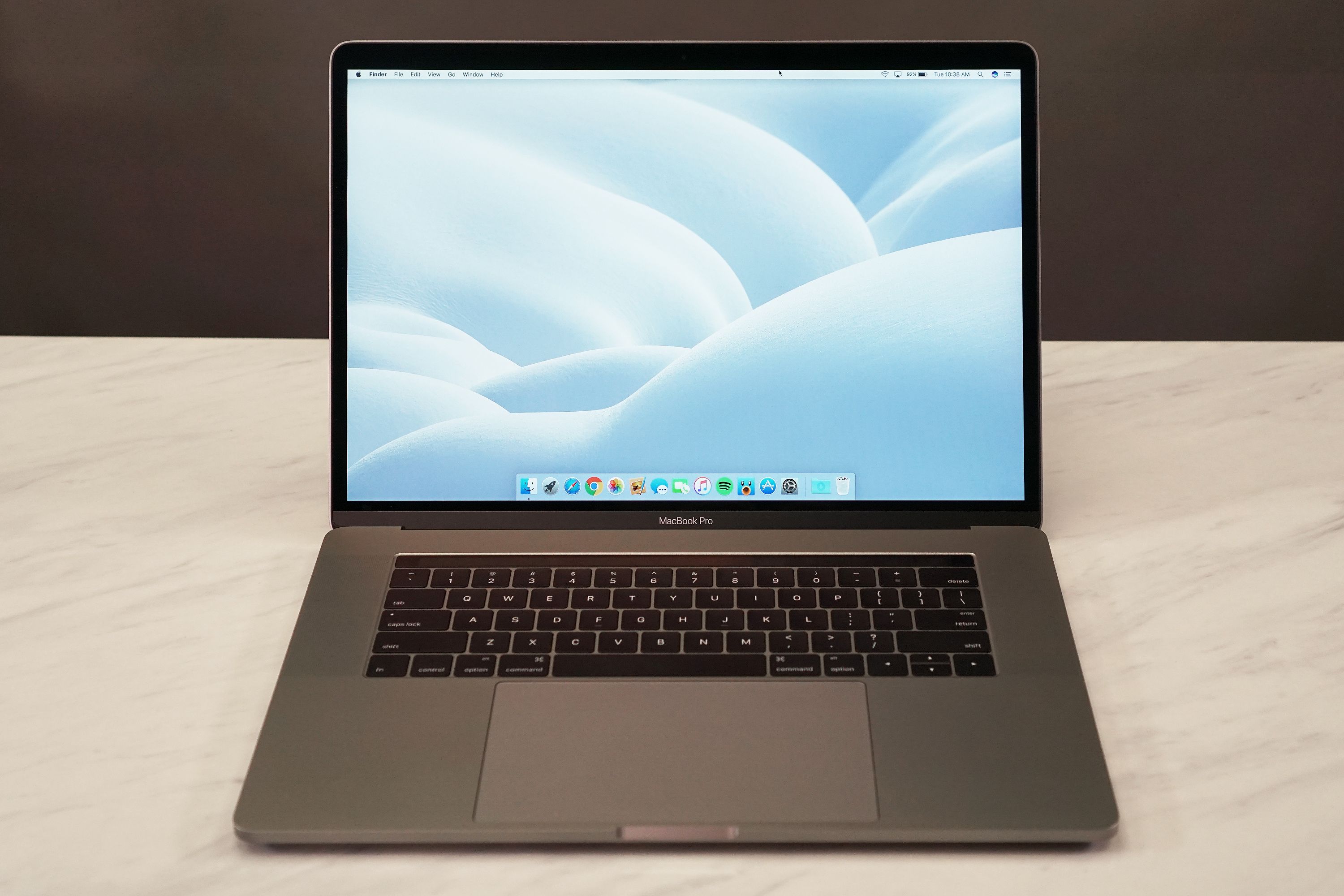 New Apple MacBook Pro 15-inch with Touch Bar Laptop Review 2016