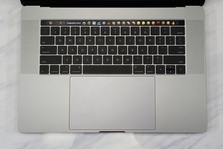 New Apple MacBook Pro 15-inch with Touch Bar Laptop Review 2016