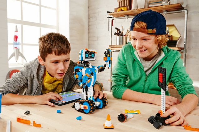 Lego Introduces Lego Boost 2018 - Lego Boost Creative Toolbox and Add Ons