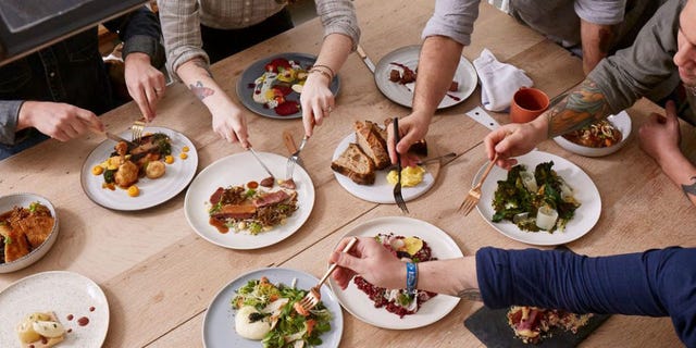11 Best Cooking Classes for Every Level 2018 - Cooking Lessons for