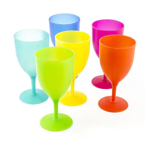 11 Best Plastic Wine Glasses for 2018 - Acrylic & Stemless Plastic 
