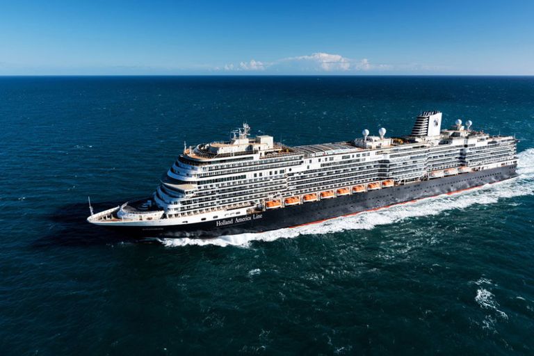 5 BEST SINGLES CRUISES FOR 2019