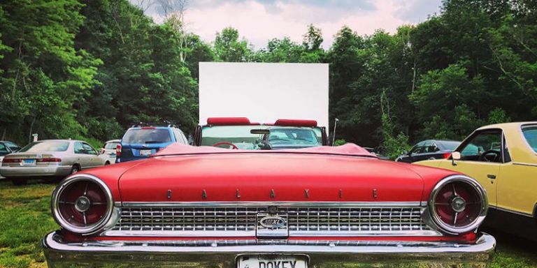 6 Best Drive In Movie Theaters Near Nyc Top Drive In Movie Theaters In New York For 2018