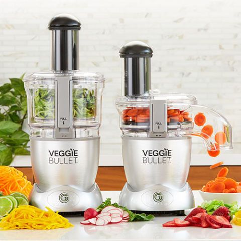 Blender, Kitchen appliance, Food processor, Juicer, Product, Mixer, Vegetable juice, Small appliance, Home appliance, Food, 