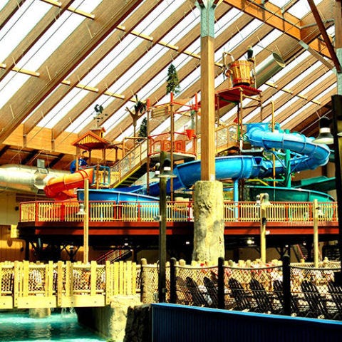 6 Best Indoor Water Parks Near NYC - Indoor Water in New York, New ...