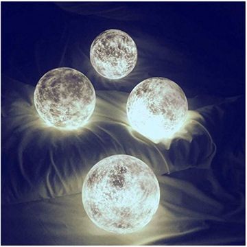 Moon, Nature, Light, Astronomical object, Full moon, Sphere, Lighting, Celestial event, Atmosphere, Sky, 