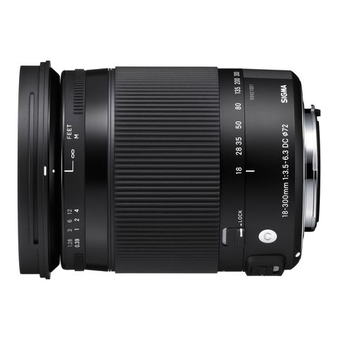 Sigma 18-300mm F3.5-6.3 Contemporary DC Macro OS HSM Lens