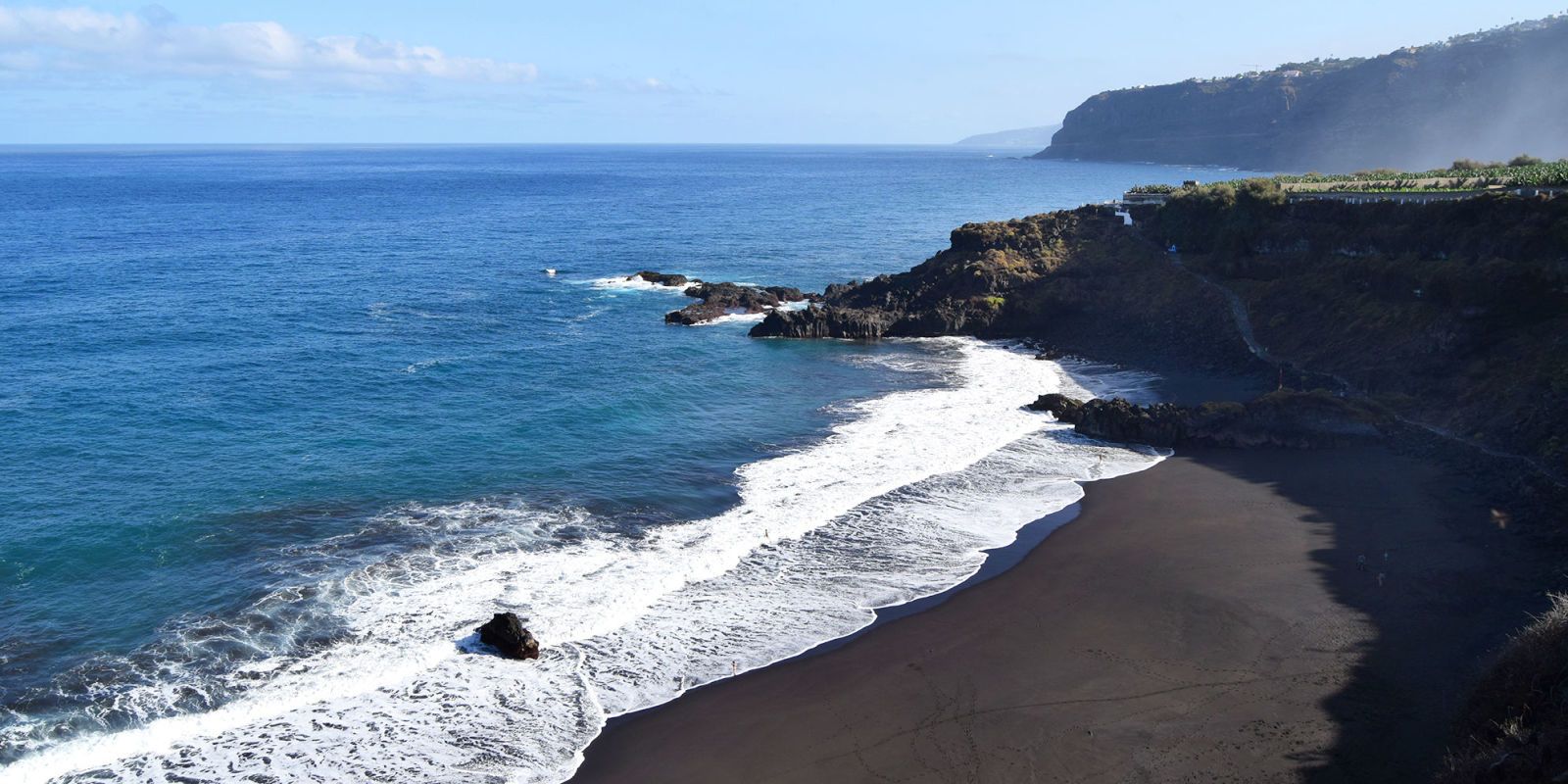 15 Beautiful Black Sand Beaches to Visit in 2018 pic