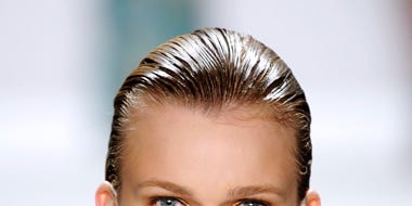 Capelli, effetto bagnato Capelli, effetto bagnato