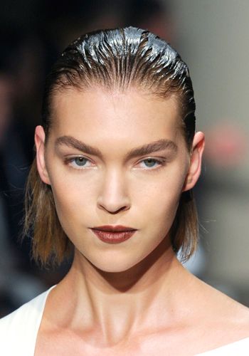 Capelli, effetto bagnato Capelli, effetto bagnato
