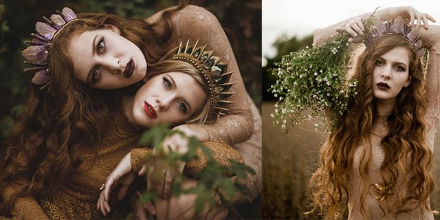 Tra gli accessori per capelli in chiave boho brillano le creazioni di Melissa Loschy: la classica tiara gioiello impreziosita da cristalli grezzi e corteccia di eucalipto, davvero magica