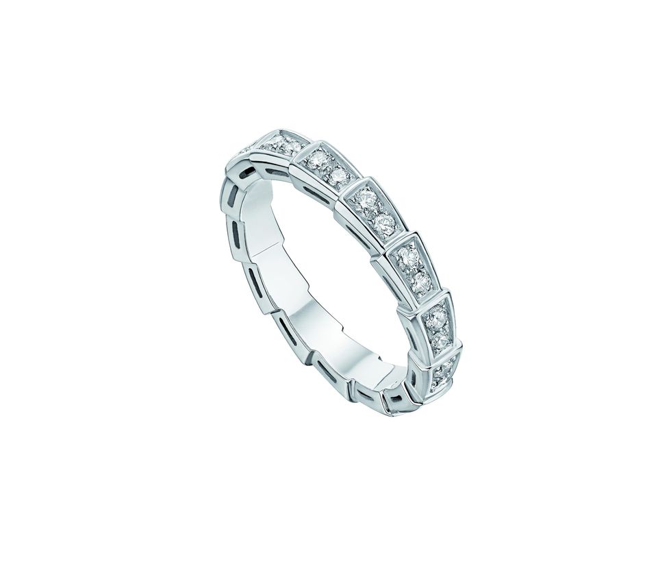 Jewellery, Fashion accessory, Ring, Pre-engagement ring, Body jewelry, Engagement ring, Gemstone, Metal, Diamond, Mineral, 