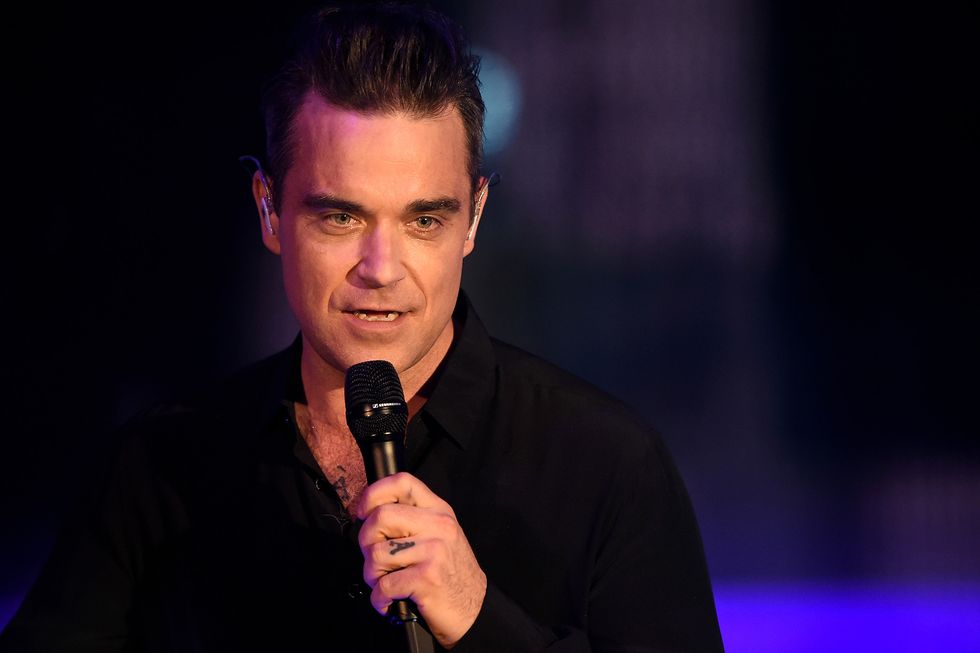 Robbie Williams, ex Take That, animale da palcoscenico e record man di vendite con oltre 70 milioni di dischi venduti, può ancora sorprenderti: leggi le 20 cose che forse ancora non sai di lui