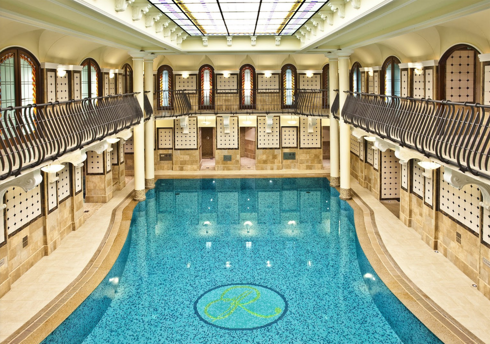 Swimming pool, Fluid, Ceiling, Interior design, Aqua, Azure, Hall, Turquoise, Symmetry, Arcade, 