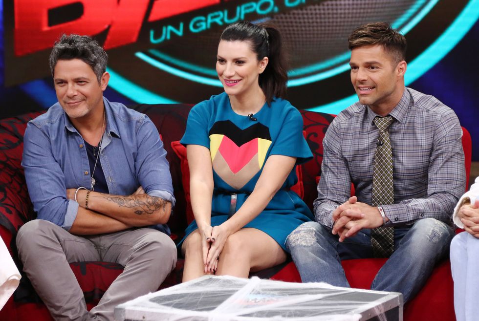 MIAMI, FL - OCTOBER 30:  Alejandro Sanz, Laura Pausini and Ricky Martin are seen on the set of 