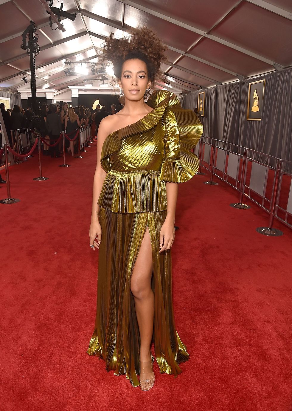 Beyoncé non ha fatto il red carpet ai Grammy Awards, ma è assente giustificata: ecco perchè non è tra i look avvistati sul tappeto rosso