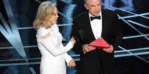 Warren Beatty e Faye Dunaway sul palco degli Oscar 2017