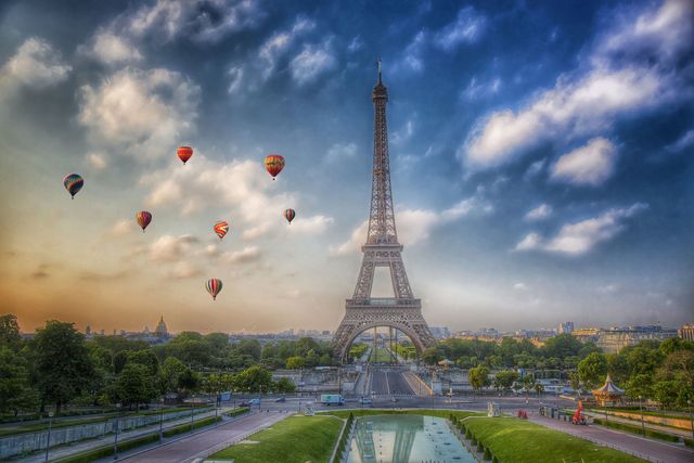 immagine di Parigi dall'alto