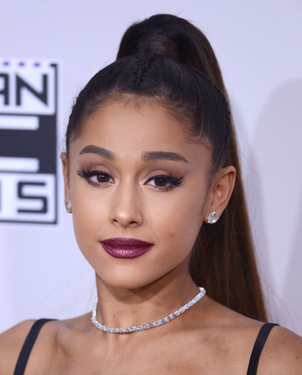 LOS ANGELES, CA - NOVEMBER 20:  Singer Ariana Grande arrives at the 2016 American Music Awards at Microsoft Theater on November 20, 2016 in Los Angeles, California.  (Photo by C Flanigan/Getty Images)