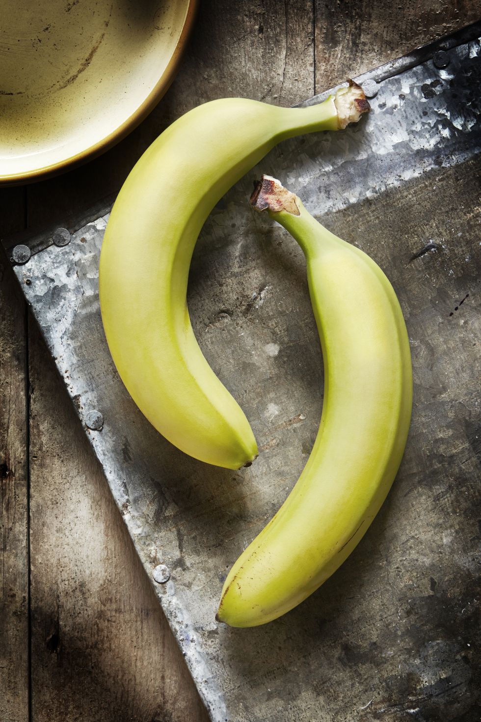 <p>Una banana contiene almeno <strong data-redactor-tag="strong" data-verified="redactor">35 grammi </strong>di carboidrati. In compenso è una buona riserva per magnesio, potassio, fibre.&nbsp;</p>